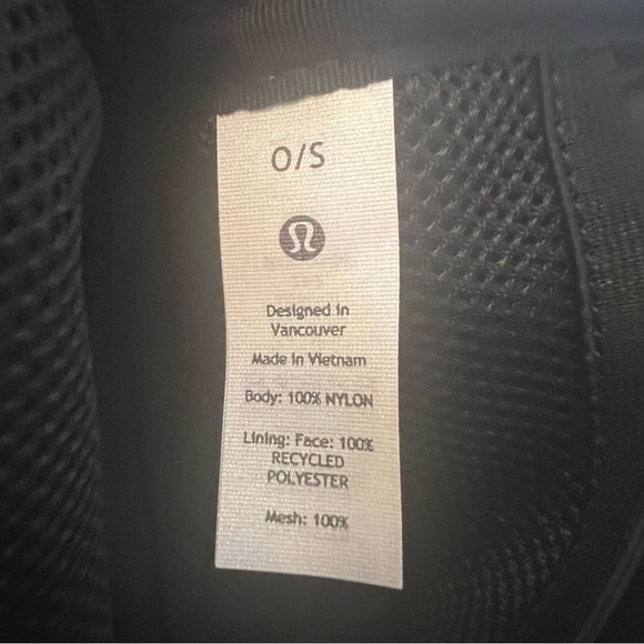 Lululemon x UCLA BLACK Everywhere Belt Bag NEW NWT B6/23 - Picture 11 of 15